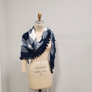 Abercrombie & Fitch Scarf